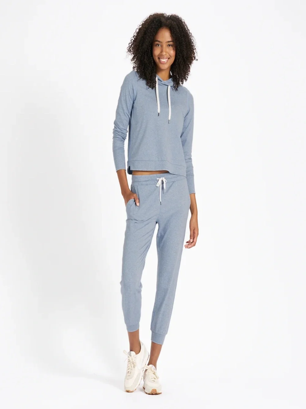 Vuori Matching Set - Halo Essential Hoodie and Performance Jogger (size small)